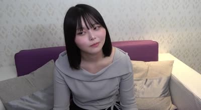 FC2PPV-4698804與男人相處的經驗很少大學生